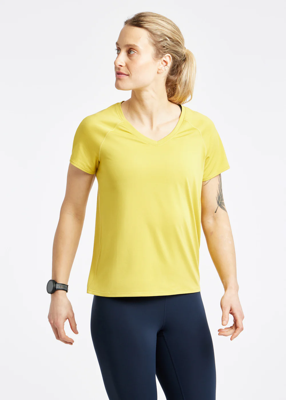Essential Bird V Neck Short Sleeve - Image 4