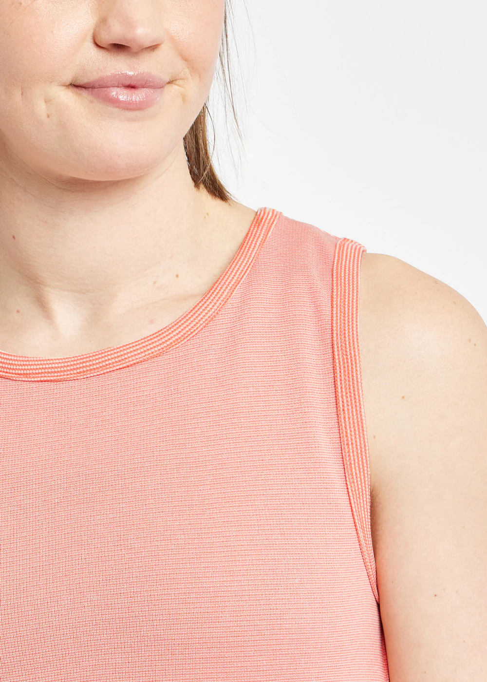 Flyout Wool Swing Tank - Image 3