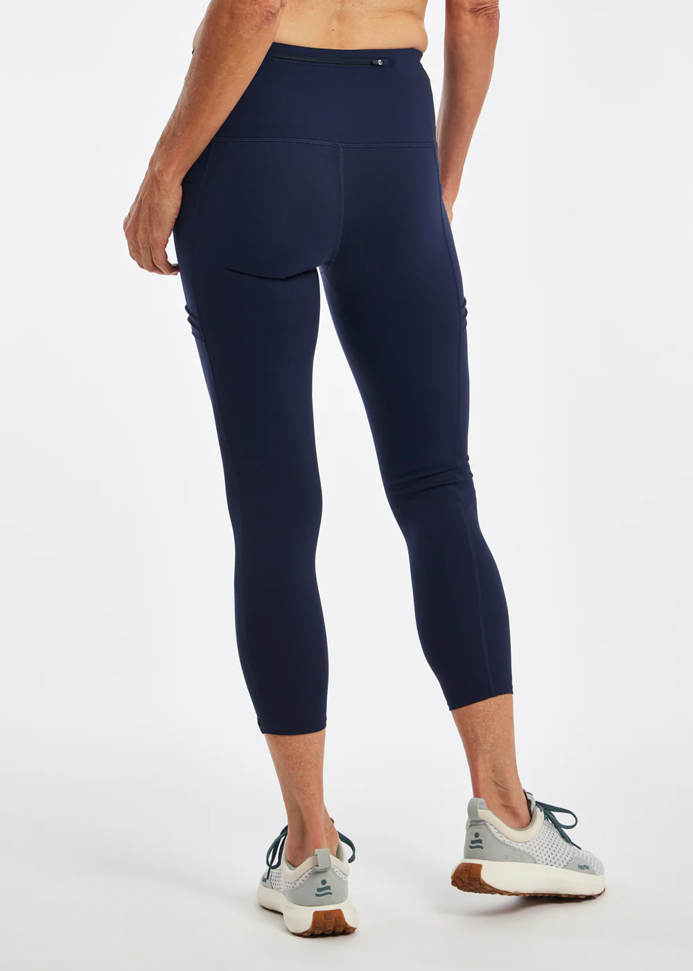 Pocket Jogger 3/4 Tights - Image 16