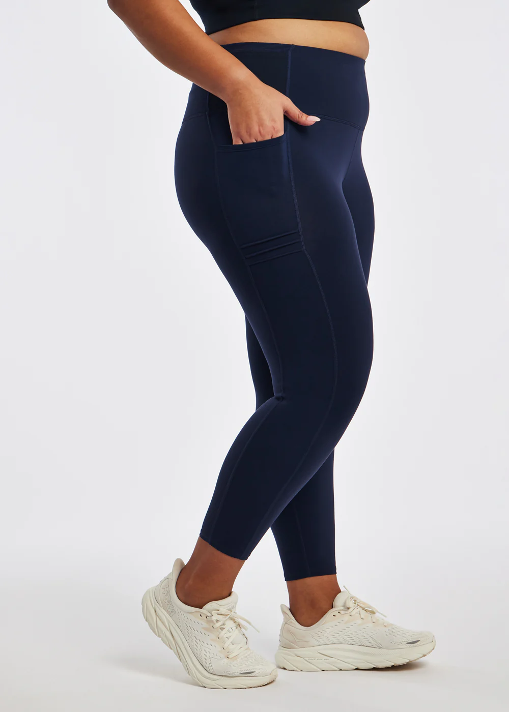 Pocket Jogger 3/4 Tights - Image 18