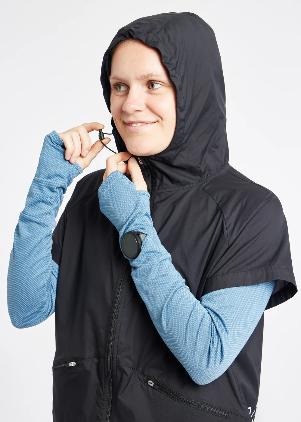 Run Poncho - Image 6